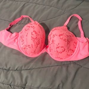 Never worn Victoria secret bra
